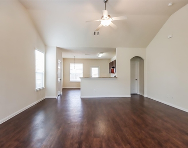 12414 Roy Mix Bohn Lane - Photo Thumbnail 2
