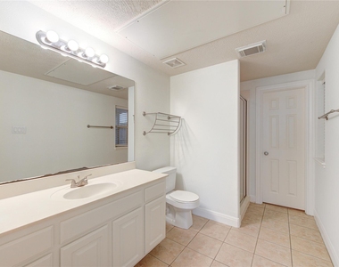 1322 Cohn Street - Photo Thumbnail 6