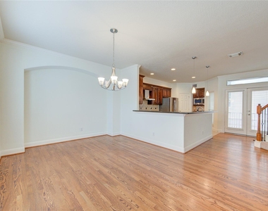 1322 Cohn Street - Photo Thumbnail 9