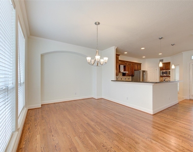 1322 Cohn Street - Photo Thumbnail 7