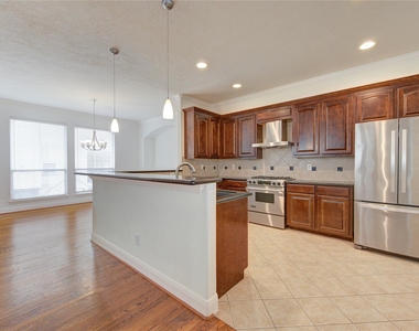 1322 Cohn Street - Photo Thumbnail 12