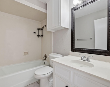 2 River Creek Way - Photo Thumbnail 12