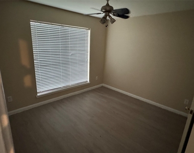 4018 Longway Estates Court - Photo Thumbnail 15