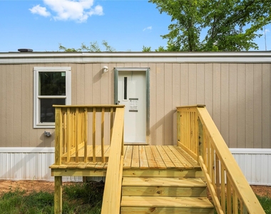 202 S Trice Street - Photo Thumbnail 1