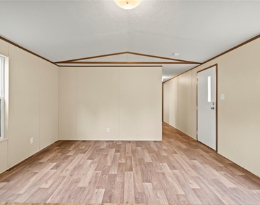 202 S Trice Street - Photo Thumbnail 14