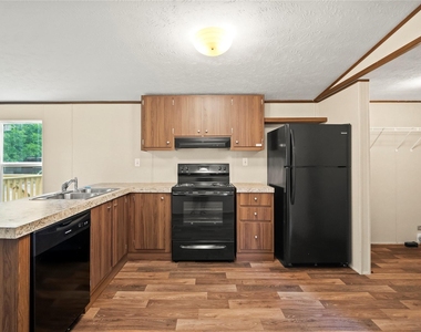 202 S Trice Street - Photo Thumbnail 7