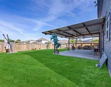 12747 Highmanor Drive - Photo Thumbnail 20