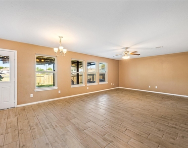 12747 Highmanor Drive - Photo Thumbnail 18