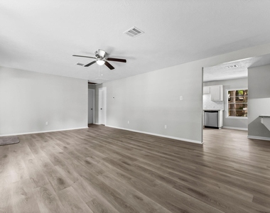 601 Dogwood Trail - Photo Thumbnail 23