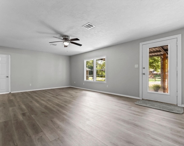 601 Dogwood Trail - Photo Thumbnail 22