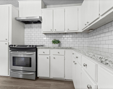 601 Dogwood Trail - Photo Thumbnail 27