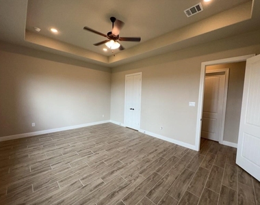 9510 Turnstone Drive - Photo Thumbnail 5