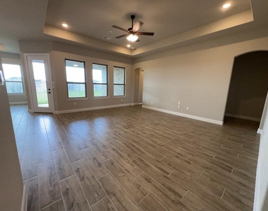 9510 Turnstone Drive - Photo Thumbnail 18