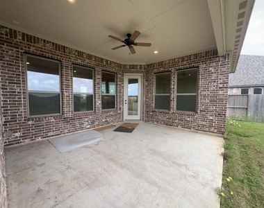 9510 Turnstone Drive - Photo Thumbnail 23