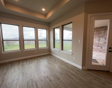 9510 Turnstone Drive - Photo Thumbnail 3