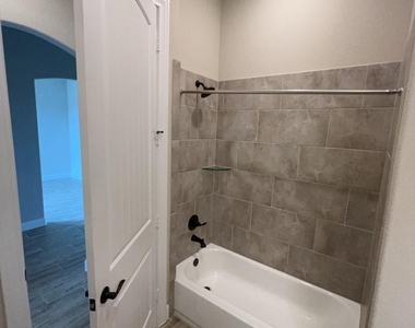 9510 Turnstone Drive - Photo Thumbnail 15