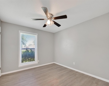 12114 Ryewater Drive - Photo Thumbnail 12