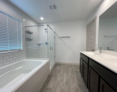 8107 Sugar Cane Lane - Photo Thumbnail 8