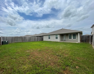 8107 Sugar Cane Lane - Photo Thumbnail 13