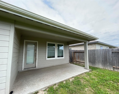 8107 Sugar Cane Lane - Photo Thumbnail 14