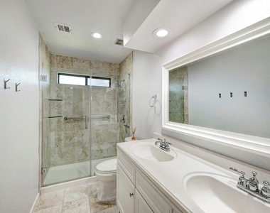 18506 Glen Briar Lane - Photo Thumbnail 12