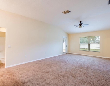 8117 Alamosa Wood Avenue - Photo Thumbnail 5