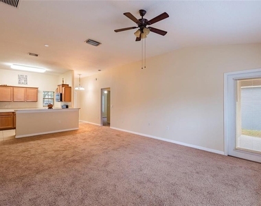 8117 Alamosa Wood Avenue - Photo Thumbnail 7