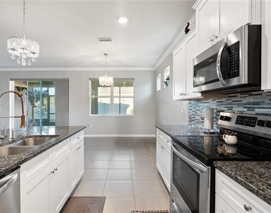 1092 Pipestone Place - Photo Thumbnail 20