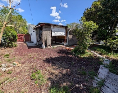 7713 Heather Street - Photo Thumbnail 25