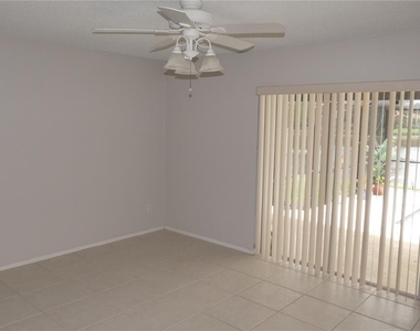 525 Moreno Circle Ne - Photo Thumbnail 10