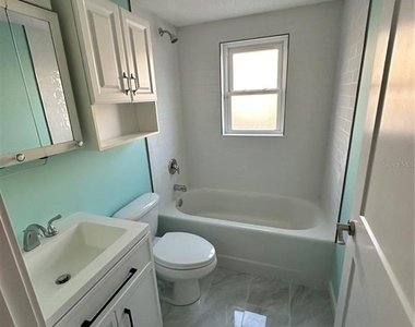 1153 Rue Des Rois - Photo Thumbnail 15