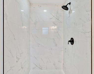 4413 W Rogers Avenue - Photo Thumbnail 22