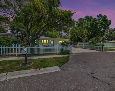 4413 W Rogers Avenue - Photo Thumbnail 33