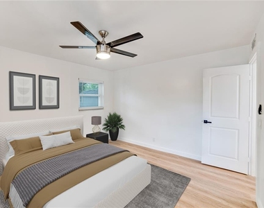 4413 W Rogers Avenue - Photo Thumbnail 17