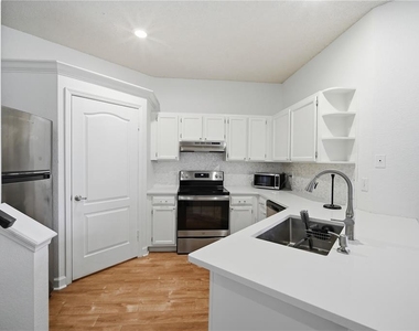 604 Seascape Way - Photo Thumbnail 11