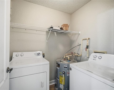 604 Seascape Way - Photo Thumbnail 15