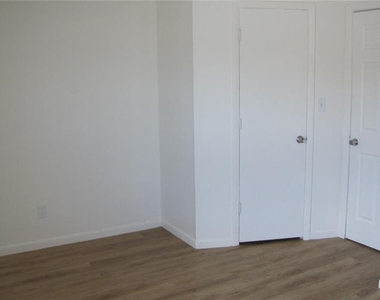 5116 Temple Heights Road - Photo Thumbnail 9