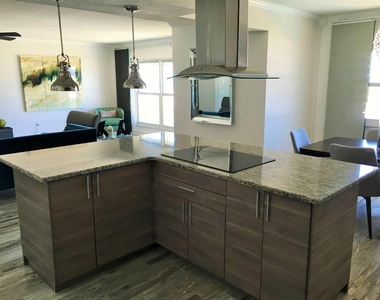 5000 Gulf Boulevard - Photo Thumbnail 11