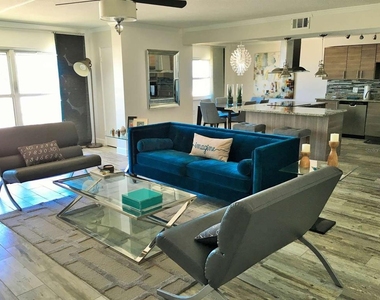 5000 Gulf Boulevard - Photo Thumbnail 3