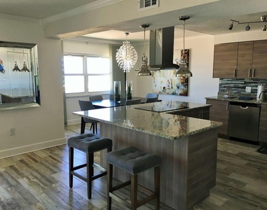 5000 Gulf Boulevard - Photo Thumbnail 5
