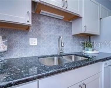 1799 N Highland Avenue - Photo Thumbnail 9