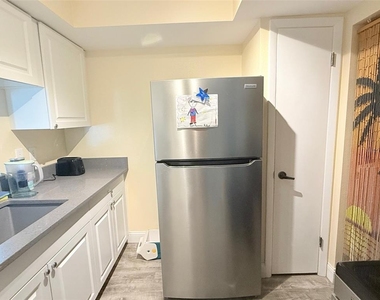 3357 38th Street S - Photo Thumbnail 10