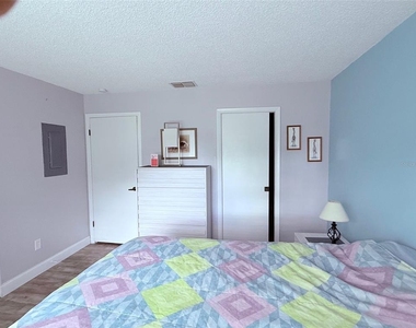 3357 38th Street S - Photo Thumbnail 13