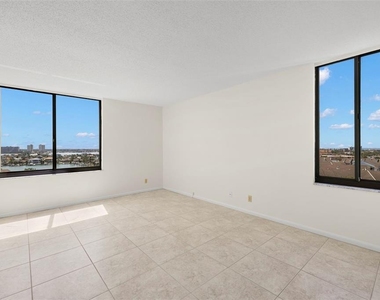 9425 Blind Pass Road - Photo Thumbnail 24