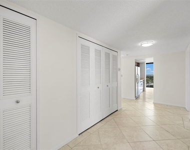 9425 Blind Pass Road - Photo Thumbnail 5
