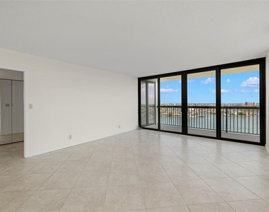 9425 Blind Pass Road - Photo Thumbnail 7