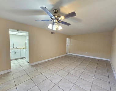 7601 Paula Drive - Photo Thumbnail 3