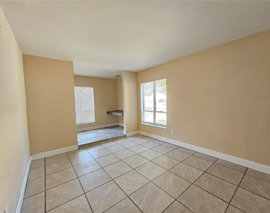 7601 Paula Drive - Photo Thumbnail 7