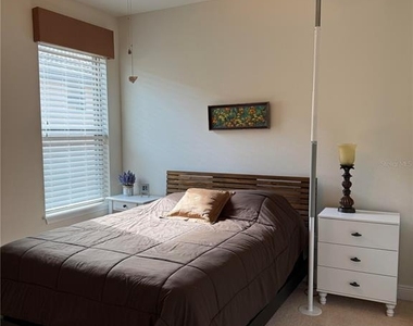 352 Laurel Falls Drive - Photo Thumbnail 35