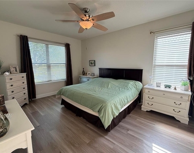 352 Laurel Falls Drive - Photo Thumbnail 31